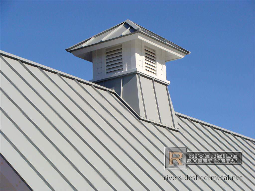 Metal Roof: Metal Roof Gutter Detail