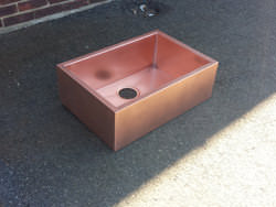 Custom copper farmhouse apron sink - view 4