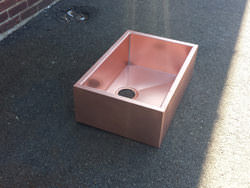 Custom copper farmhouse apron sink - view 5