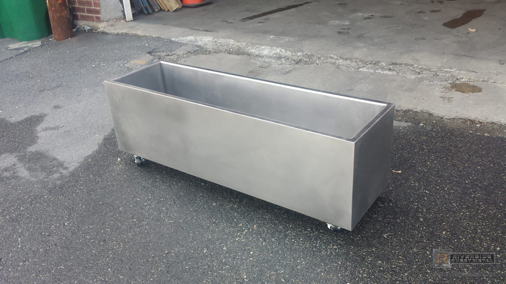 stainless steel cooler on wheels