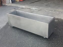 Custom stainless steel cooler on wheels