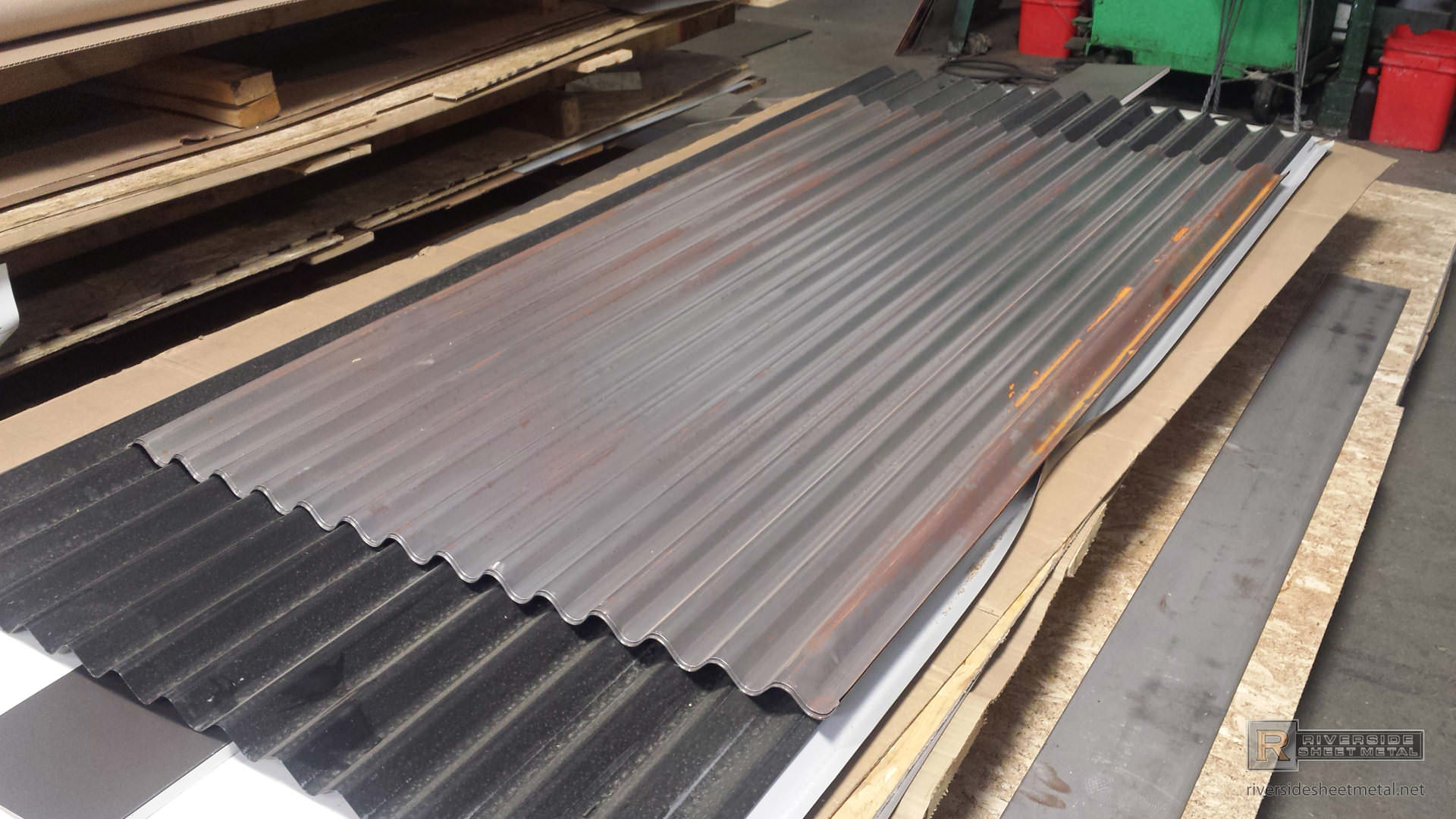 Corrugated roof \u0026 wall panels. Steel, Aluminum, Corten \u0026 more