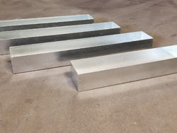 Galvanized steel hemmed planters