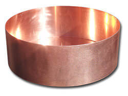 Round copper planter