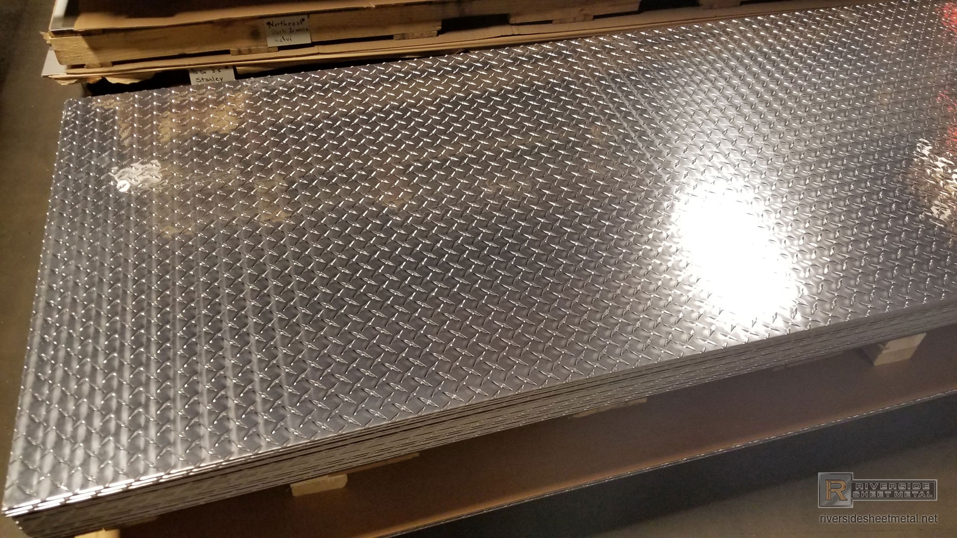 Diamond Plate Aluminum Sheets 1 8 3 16 And 1 4 Tread Plate